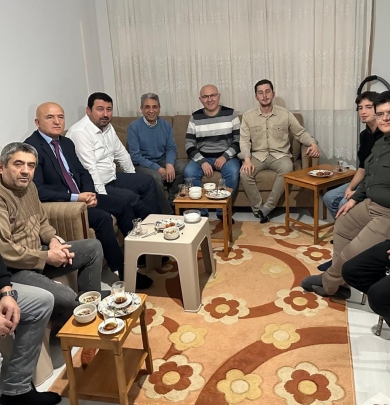PLATFORM, VEZİRKÖPRÜLÜ ÜNİVERSİTELİLERİ ÖĞRENCİ EVİ'NDE ZİYARET ETTİ.