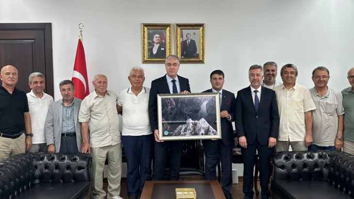 VEZİRKÖPRÜLÜ ALTINDAĞ KAYMAKAMI BÜLENT BAYRAKTAR’A ZİYARET