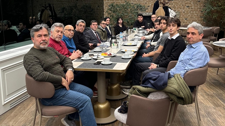 VEZİRKÖPRÜLÜ PROFOSÖR'DEN VEZİRKÖPRÜLÜ ÜNİVERSİTELİLERE KARİYER SÖYLEŞİSİ.