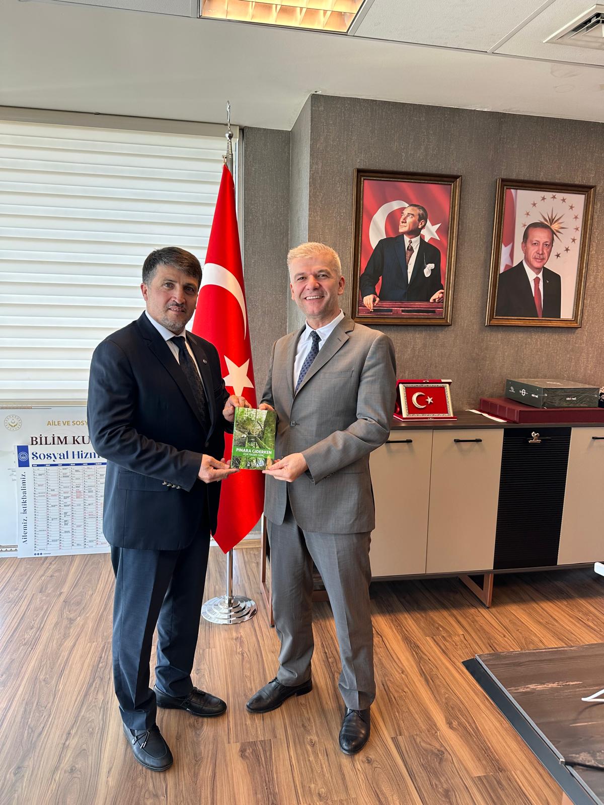 PLATFORMDAN UĞUR KORKMAZ BEYE HAYIRLI OLSUN ZİYARETİ.